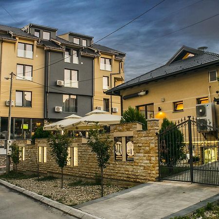 Hotel & Restaurant Ponte Bianco รานเย ภายนอก รูปภาพ