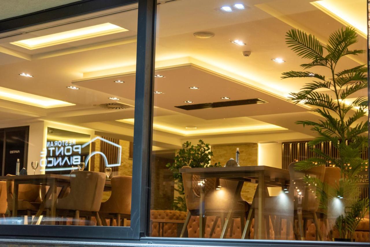 Hotel & Restaurant Ponte Bianco รานเย ภายนอก รูปภาพ