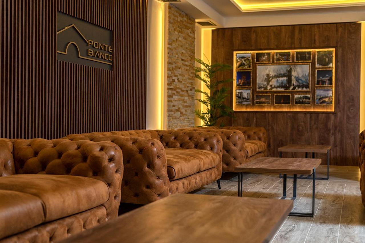 Hotel & Restaurant Ponte Bianco รานเย ภายนอก รูปภาพ