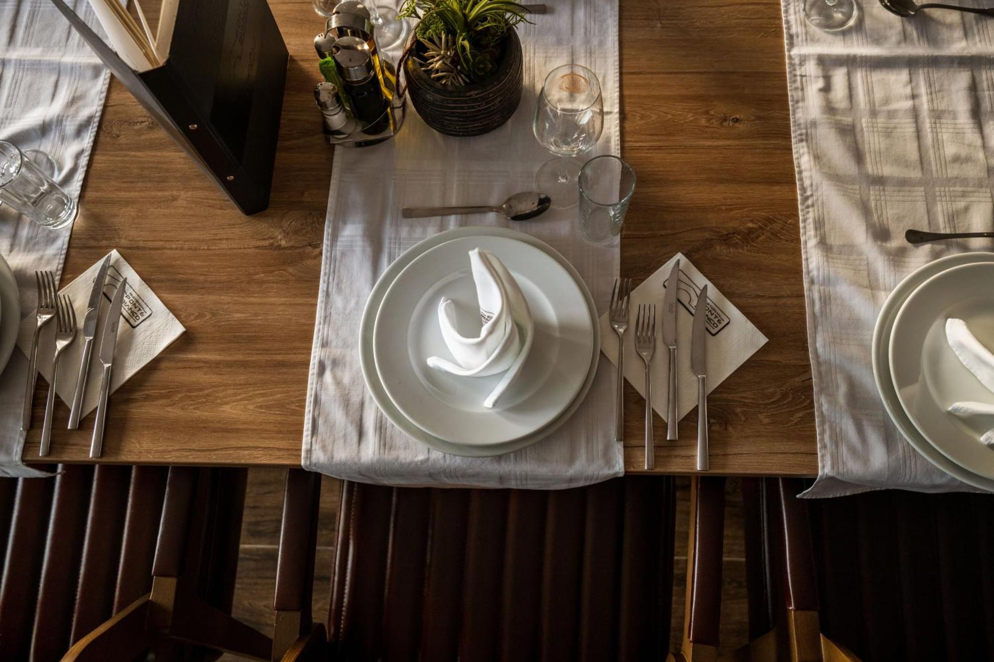 Hotel & Restaurant Ponte Bianco รานเย ภายนอก รูปภาพ