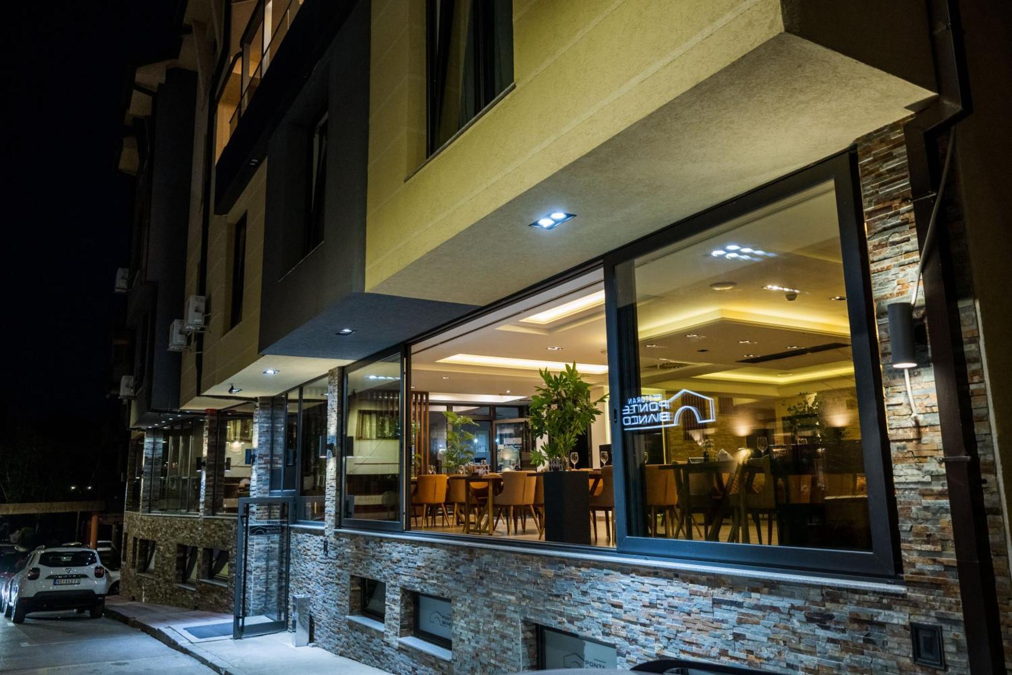 Hotel & Restaurant Ponte Bianco รานเย ภายนอก รูปภาพ