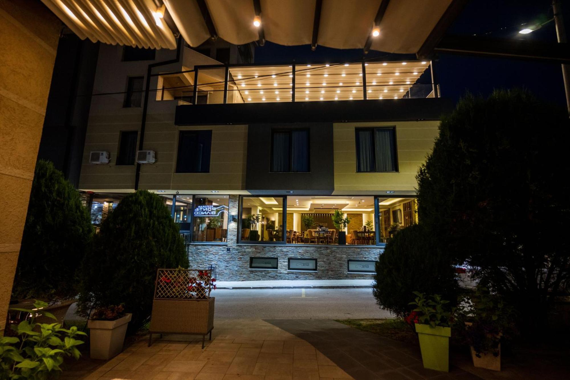 Hotel & Restaurant Ponte Bianco รานเย ภายนอก รูปภาพ