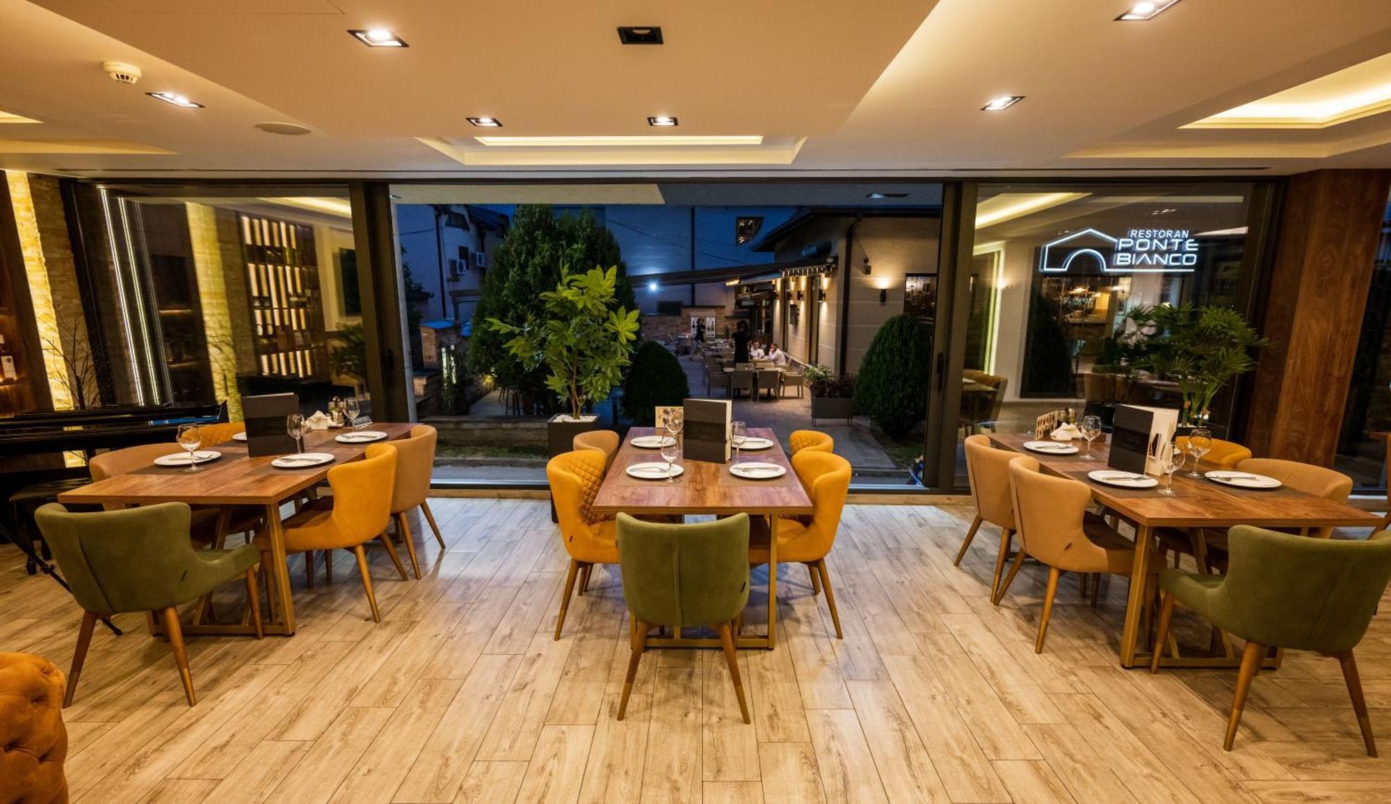 Hotel & Restaurant Ponte Bianco รานเย ภายนอก รูปภาพ